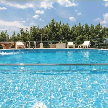 Luxury Peace Vila